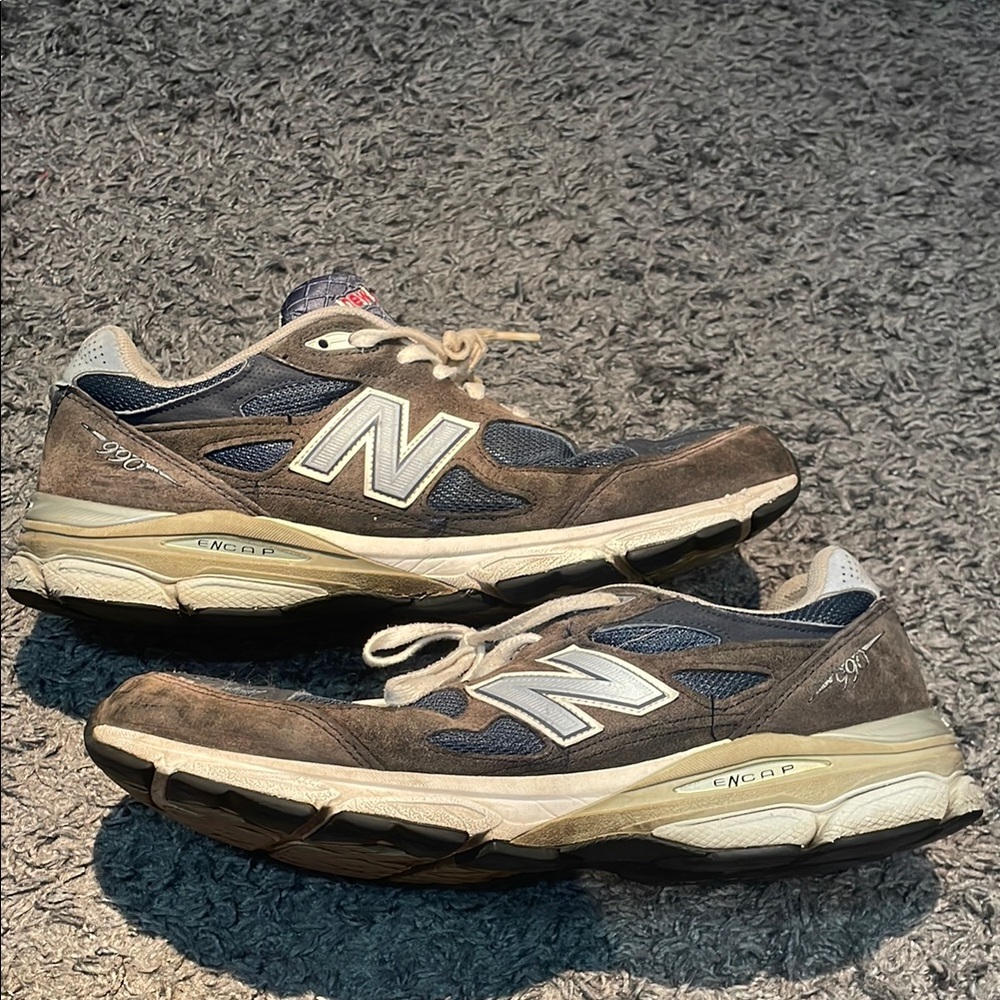 New balance 990 v3